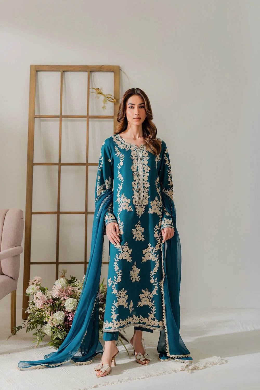 ZAR POSH GUL - Four Seasons Pret