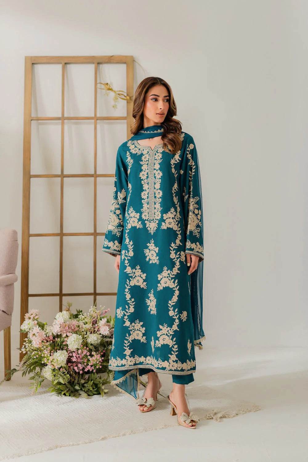 ZAR POSH GUL - Four Seasons Pret