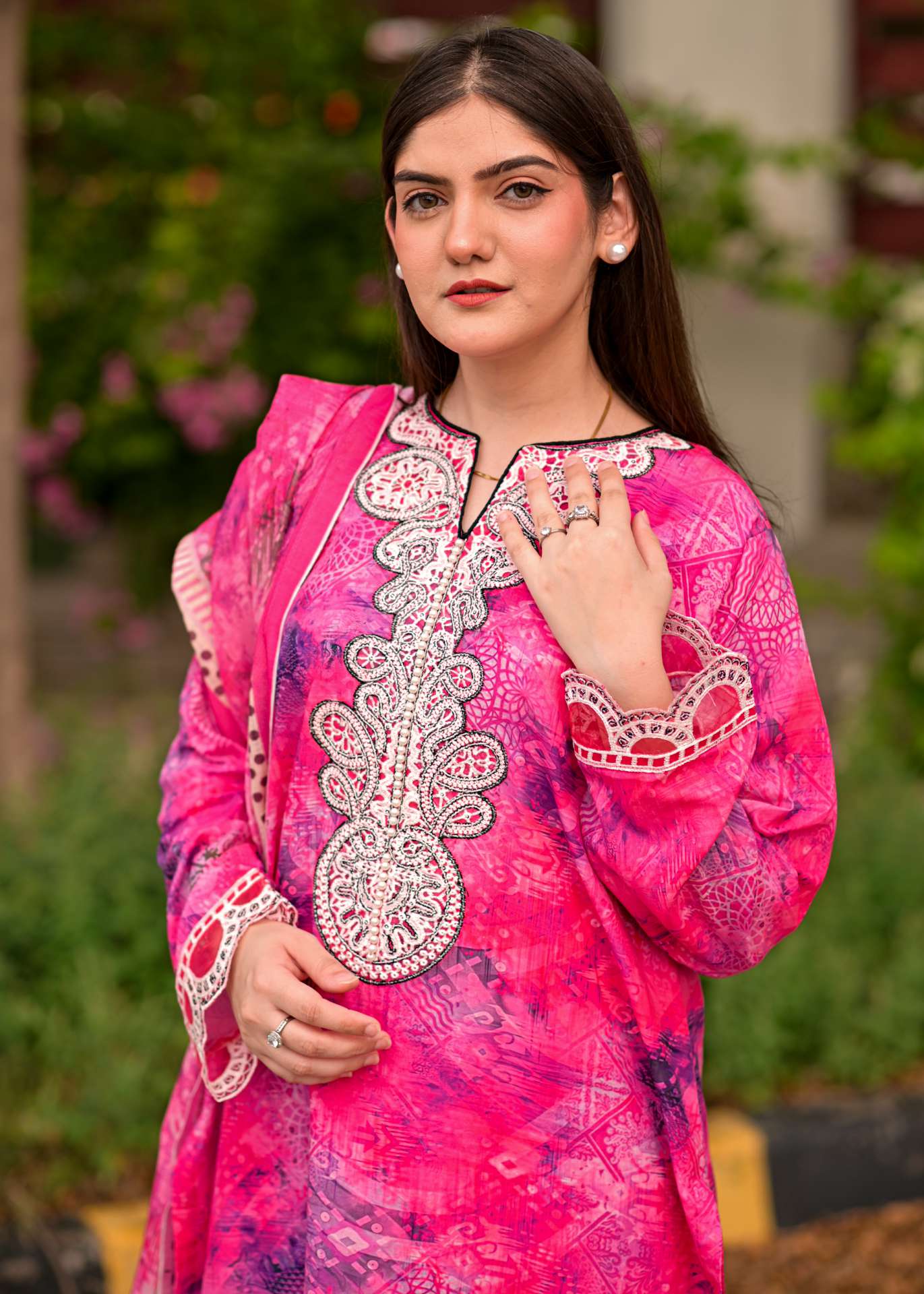 گلابی جھلک (Gulabi Jhalak)