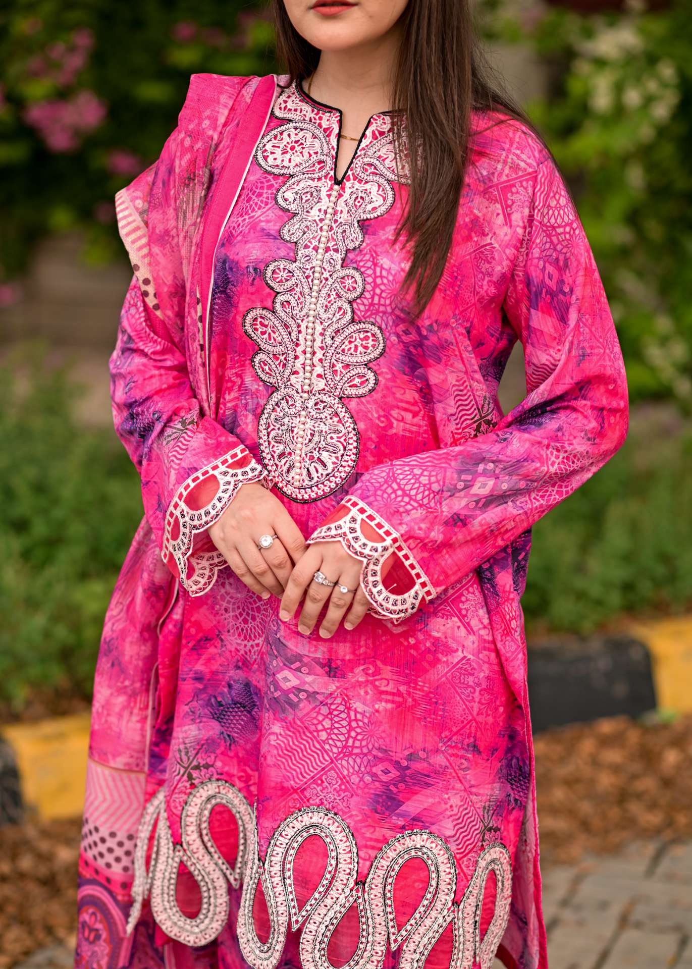 گلابی جھلک (Gulabi Jhalak)